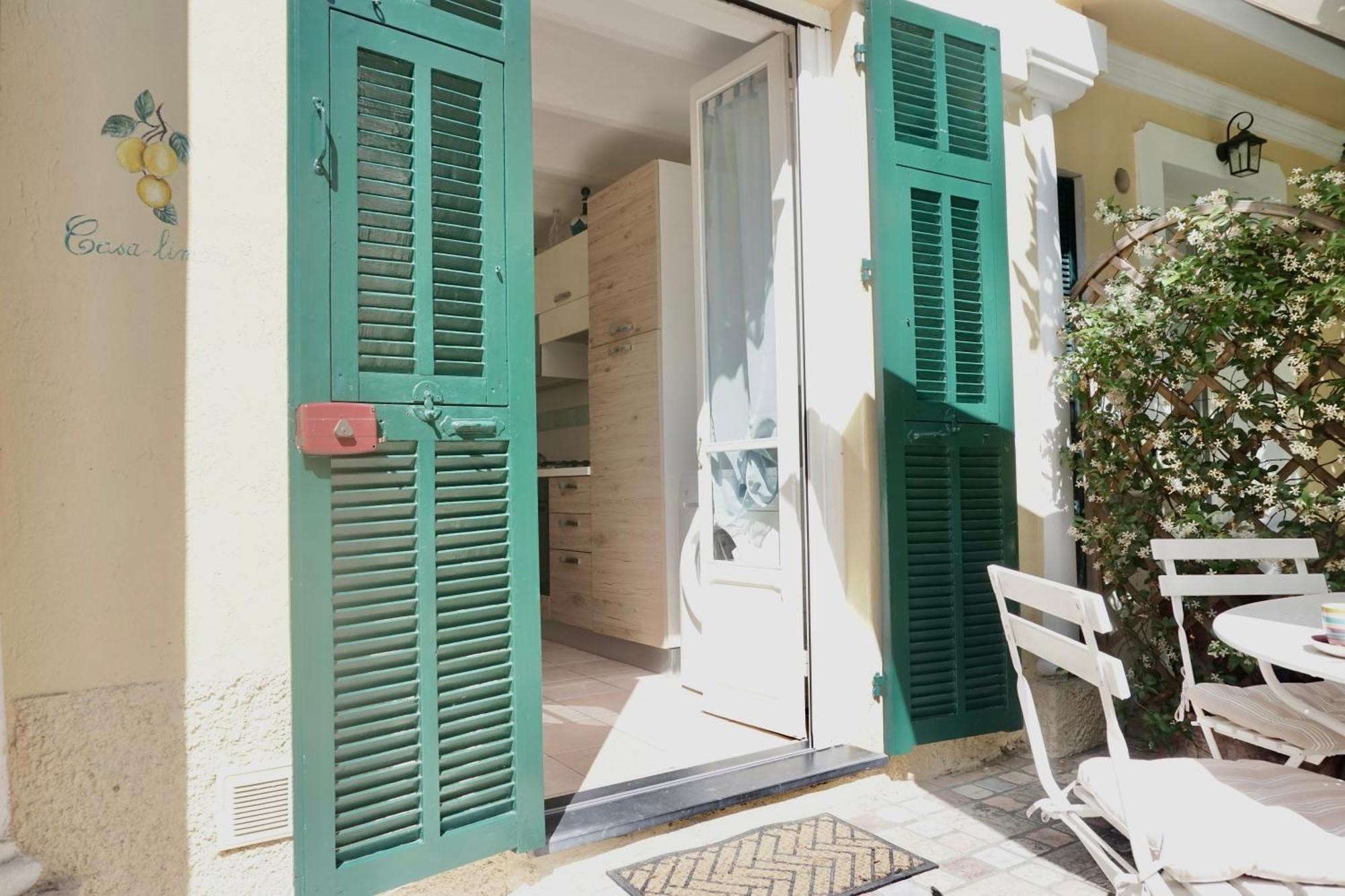 Villa Angelina Casa Limone Vallecrosia Εξωτερικό φωτογραφία